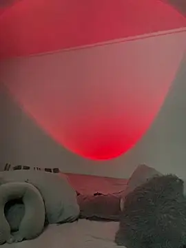 Snapshot of Dracco_Velour_ chatting on 02.28.26 Dracco Velour online show from 02.28.26