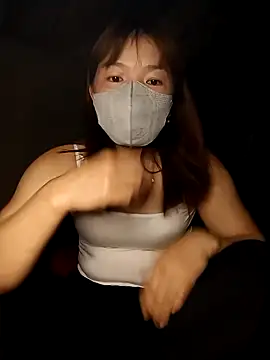 Snapshot of May-Ne chatting on 02.18.26 May-Ne online show from 02.18.26