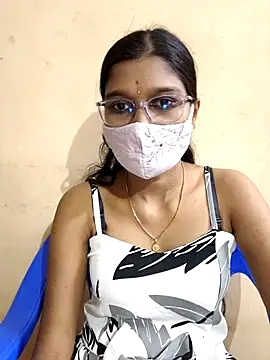 Snapshot of Nithya_Nith chatting on 02.20.26 Nithya Nith online show from 02.20.26