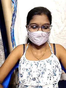 Snapshot of Nithya_Nith chatting on 02.22.26 Nithya Nith online show from 02.22.26