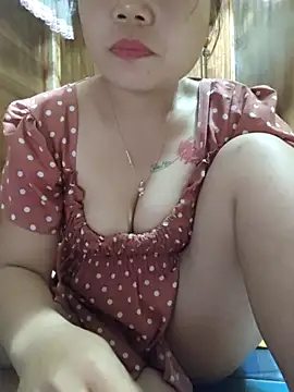Snapshot of Miu_sexyy98 chatting on 04.22.26 Miu sexyy98 online show from 04.22.26