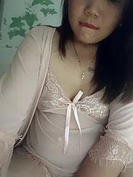 Snapshot of Miu_sexyy98 chatting on 04.27.26 Miu sexyy98 online show from 04.27.26