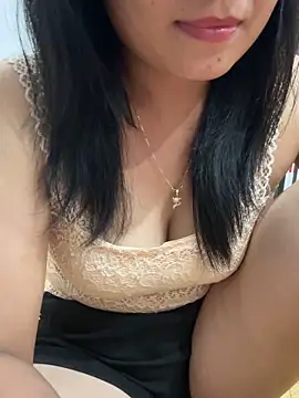 Snapshot of Miu_sexyy98 chatting on 06.17.26 Miu sexyy98 online show from 06.17.26