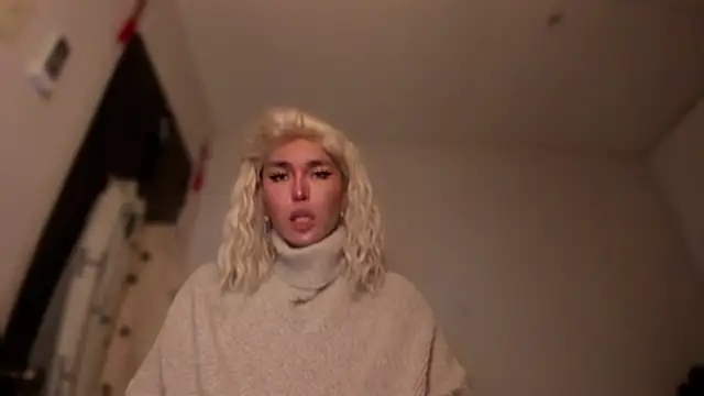 mxshemale ladyboy online show from 11.02.25