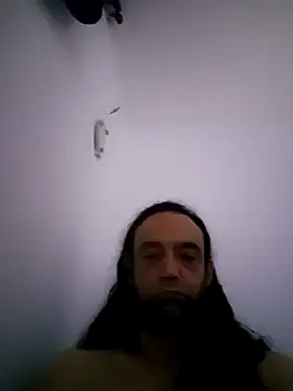 Snapshot of vladopen chatting on 12.17.25 vladopen online show from 12.17.25