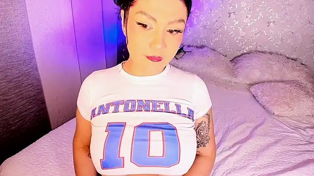 AntonellaFerrerr 1 online show from 06.06.26