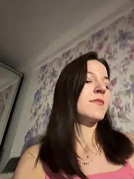 Snapshot of SofiaLav chatting on 12.19.25 SofiaLav online show from 12.19.25