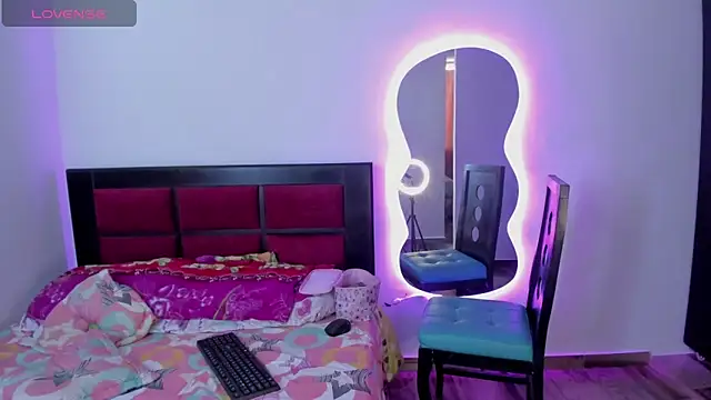 CRISTAL T2 online show from 02.23.26