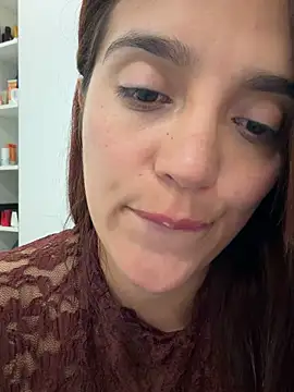 lara beker online show from 04.30.26