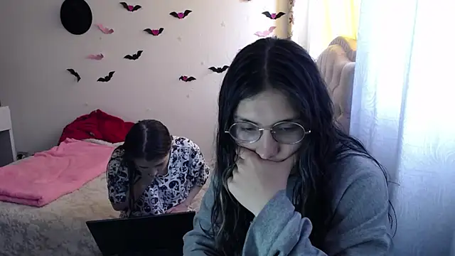 Briar y Blair online show from 01.12.26