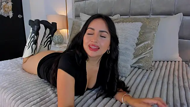 ZaraVesari online show from 01.11.26