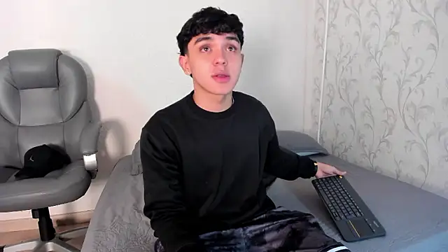  TaylorBlack online show from 03.18.26