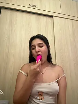 Snapshot of Camila_sanchez25 chatting on 02.04.26 Camila sanchez25 online show from 02.04.26