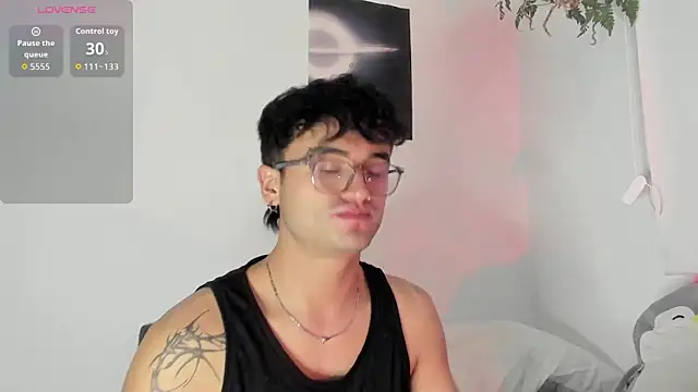 charlie dicker online show from 12.19.25