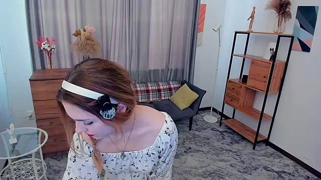 KymWestgaard online show from 01.11.26