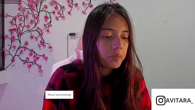 Snapshot of vanesita_ chatting on 04.28.26 vanesita online show from 04.28.26