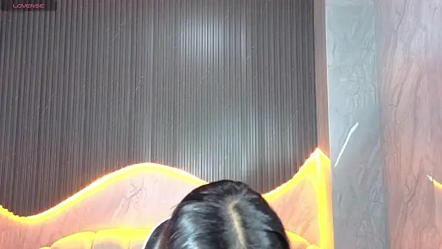 Tifany Tx online show from 04.21.26