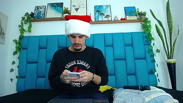 boy Dirty X online show from 12.22.25