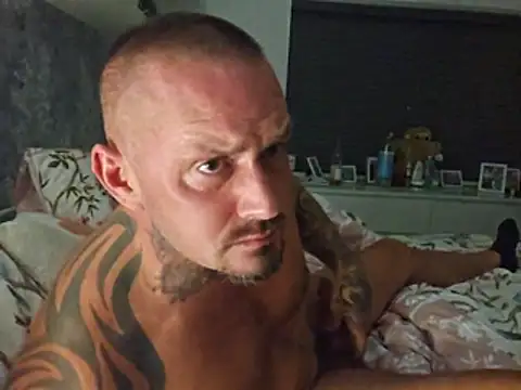 Snapshot of downndirty84 chatting on 05.20.26 downndirty84 online show from 05.20.26