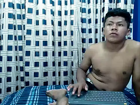 Snapshot of toomixxx chatting on 03.04.26 toomixxx online show from 03.04.26