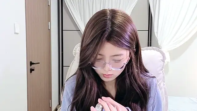 Koikoi    online show from 03.15.26