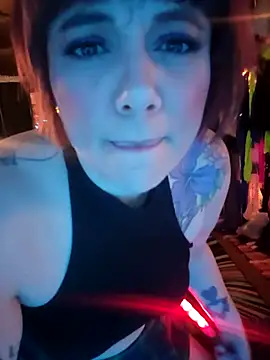 Snapshot of infinirose chatting on 02.22.26 infinirose online show from 02.22.26