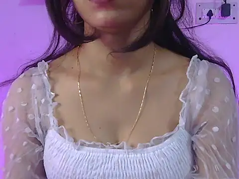 Snapshot of miss_ragni chatting on 02.25.26 miss ragni online show from 02.25.26