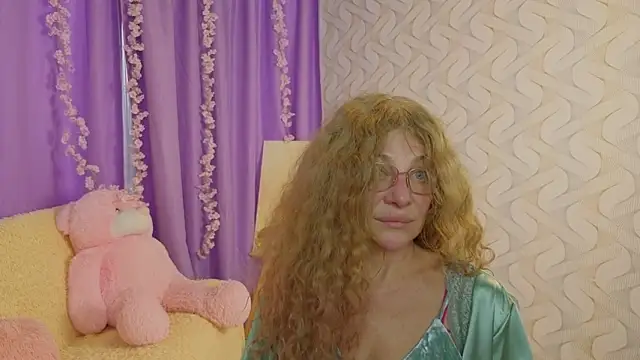 EvaTemptt online show from 02.21.26