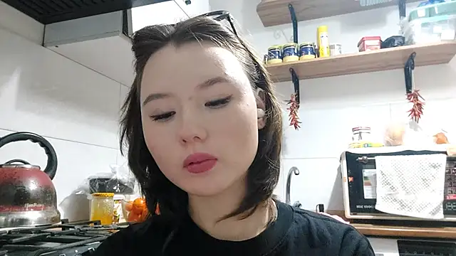 Snapshot of VelmaMaasch chatting on 02.10.26 VelmaMaasch online show from 02.10.26