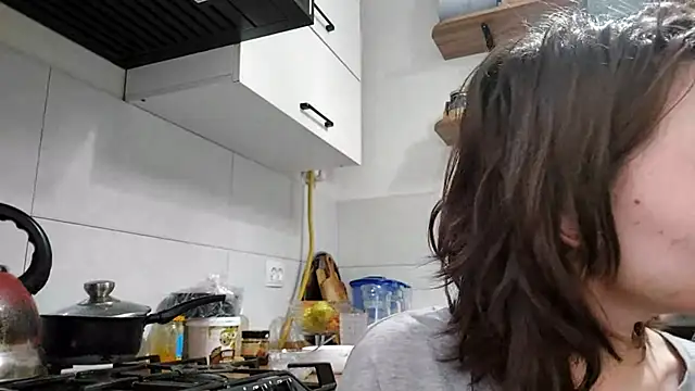 Snapshot of VelmaMaasch chatting on 02.12.26 VelmaMaasch online show from 02.12.26