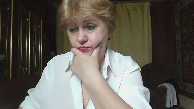 Casey peach online show from 05.14.26