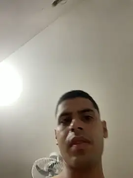 Snapshot of HotWhisper22 chatting on 03.01.26 HotWhisper22 online show from 03.01.26