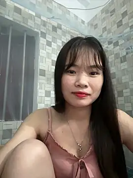 Snapshot of Meohen-122 chatting on 12.18.25 Meohen-122 online show from 12.18.25