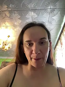 Snapshot of HarychaLysichka chatting on 06.20.26 HarychaLysichka online show from 06.20.26