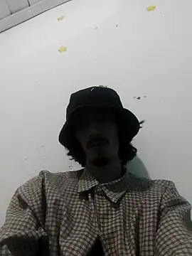 sk8-boy online show from 01.18.26