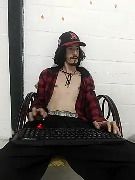 sk8-boy online show from 03.22.26