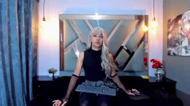 Asa Noir online show from 12.21.25