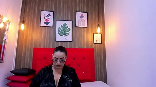 meggancurvy online show from 02.19.26