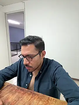 Snapshot of AdrianGarcia89 chatting on 04.09.26 AdrianGarcia89 online show from 04.09.26