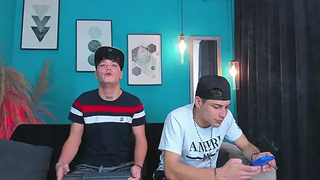 Snapshot of Oficial_KingOfHeavens chatting on 01.12.26 Oficial KingOfHeavens online show from 01.12.26