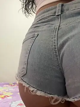 LatinDoll8 online show from 05.25.26