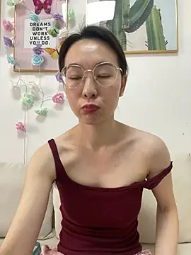 you-005 online show from 02.21.26