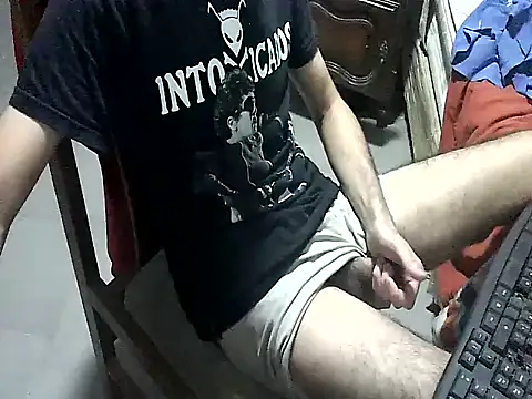 Snapshot of Franalbera chatting on 03.22.26 Franalbera online show from 03.22.26