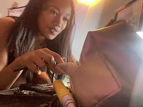 Ahlanacherae creamz online show from 01.15.26