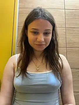 Niki Hug online show from 01.12.26