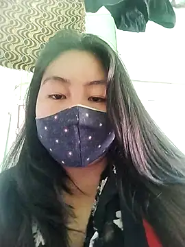 Snapshot of Anee_123 chatting on 12.21.25 Anee 123 online show from 12.21.25