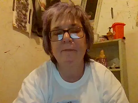 Snapshot of becky1111 chatting on 06.27.26 becky1111 online show from 06.27.26