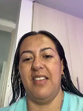 Snapshot of evelyn_harpeery chatting on 05.23.26 evelyn harpeery online show from 05.23.26