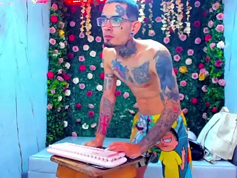 Boy tatto77 online show from 04.15.26