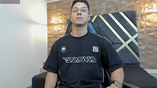 Snapshot of Noah_Clarkk chatting on 02.22.26 Noah Clarkk online show from 02.22.26